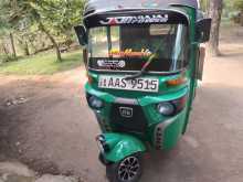 Bajaj 4 Stroke 2014 Three Wheel