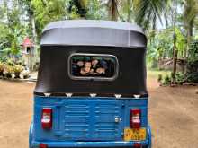 Bajaj 4 Stroke 2011 Three Wheel