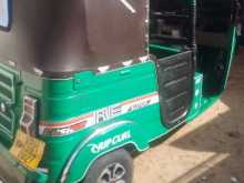 https://riyasewana.com/uploads/bajaj-4-stroke-261428384112.jpg