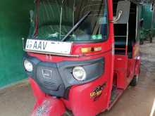 Bajaj 4 Stroke 2015 Three Wheel