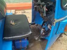 https://riyasewana.com/uploads/bajaj-4-stroke-26181321723.jpg
