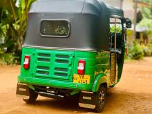 Bajaj 4 Stroke 2010 Three Wheel