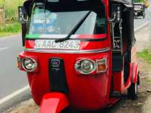 https://riyasewana.com/uploads/bajaj-4-stroke-27112641582.jpg