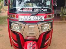 Bajaj 4 Stroke 2014 Three Wheel