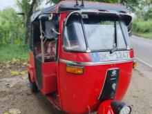 https://riyasewana.com/uploads/bajaj-4-stroke-2756156056.jpg