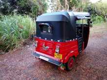 https://riyasewana.com/uploads/bajaj-4-stroke-27601114942.jpg