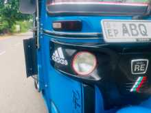 Bajaj 4 Stroke 2017 Three Wheel