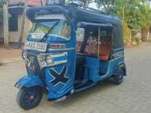 Bajaj 4 STROKE 2014 Three Wheel