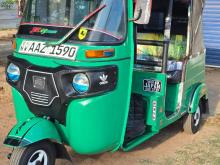Bajaj 4 Stroke 2015 Three Wheel
