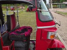 https://riyasewana.com/uploads/bajaj-4-stroke-281755456384.jpg