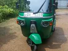Bajaj 4 Stroke 2009 Three Wheel