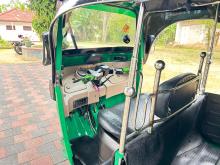 https://riyasewana.com/uploads/bajaj-4-stroke-287102217245.jpg