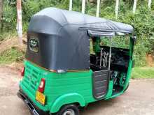 https://riyasewana.com/uploads/bajaj-4-stroke-2908454772.jpg