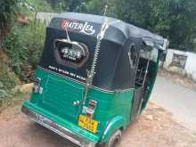 https://riyasewana.com/uploads/bajaj-4-stroke-291050574292.jpg