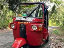 Bajaj 4 Stroke 2011 Three Wheel