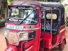 Bajaj 4 Stroke 2015 Three Wheel