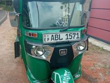 Bajaj 4 Stroke 2016 Three Wheel
