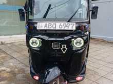https://riyasewana.com/uploads/bajaj-4-stroke-2920109364.jpg
