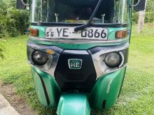 Bajaj 4 Stroke 2010 Three Wheel