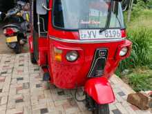 Bajaj 4 Stroke 2012 Three Wheel