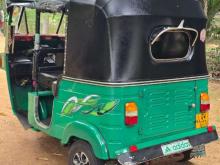 https://riyasewana.com/uploads/bajaj-4-stroke-302322436835.jpg