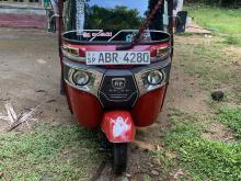 Bajaj 4 Stroke 2018 Three Wheel