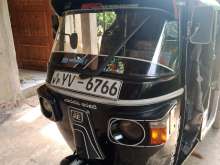 Bajaj 4 Stroke 2012 Three Wheel