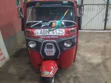 Bajaj 4 Stroke 2016 Three Wheel