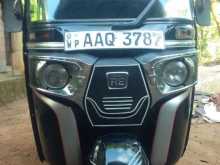 Bajaj 4 Stroke 2014 Three Wheel