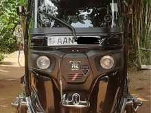 Bajaj 4 Stroke 2014 Three Wheel