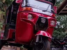 Bajaj 4 Stroke 2014 Three Wheel