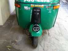 Bajaj 4 Stroke 2008 Three Wheel