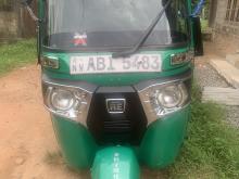 Bajaj 4 Stroke 2015 Three Wheel