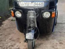 Bajaj 4 Stroke 2011 Three Wheel