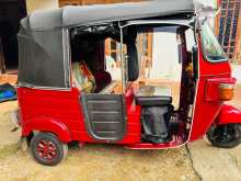 Bajaj 4 Stroke 2011 Three Wheel