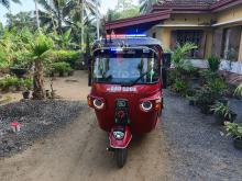 https://riyasewana.com/uploads/bajaj-4-stroke-4755216686.jpg