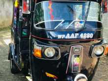 Bajaj 4 Stroke 2012 Three Wheel