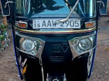 Bajaj 4 Stroke 2015 Three Wheel