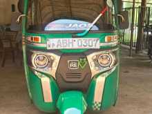 Bajaj 4 Stroke 2016 Three Wheel