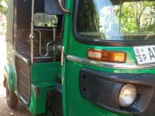 Bajaj 4 Stroke 2016 Three Wheel