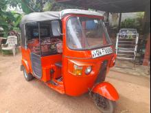 Bajaj 4 Stroke 2010 Three Wheel