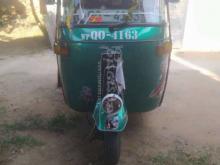 Bajaj 4 Stroke 2008 Three Wheel