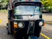 Bajaj 4 Stroke 2011 Three Wheel