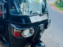Bajaj 4 Stroke 2011 Three Wheel