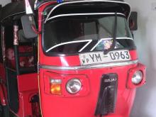 Bajaj 4 Stroke 2011 Three Wheel