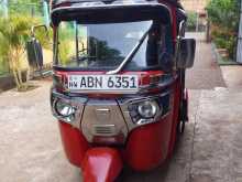 Bajaj 4 Stroke 2016 Three Wheel