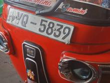 Bajaj 4 Stroke 2012 Three Wheel
