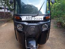 Bajaj 4 Stroke 2018 Three Wheel