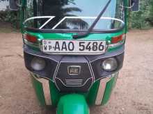 Bajaj 4 Stroke 2014 Three Wheel