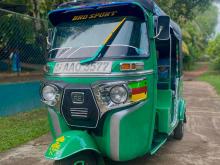 Bajaj 4 Stroke 2014 Three Wheel